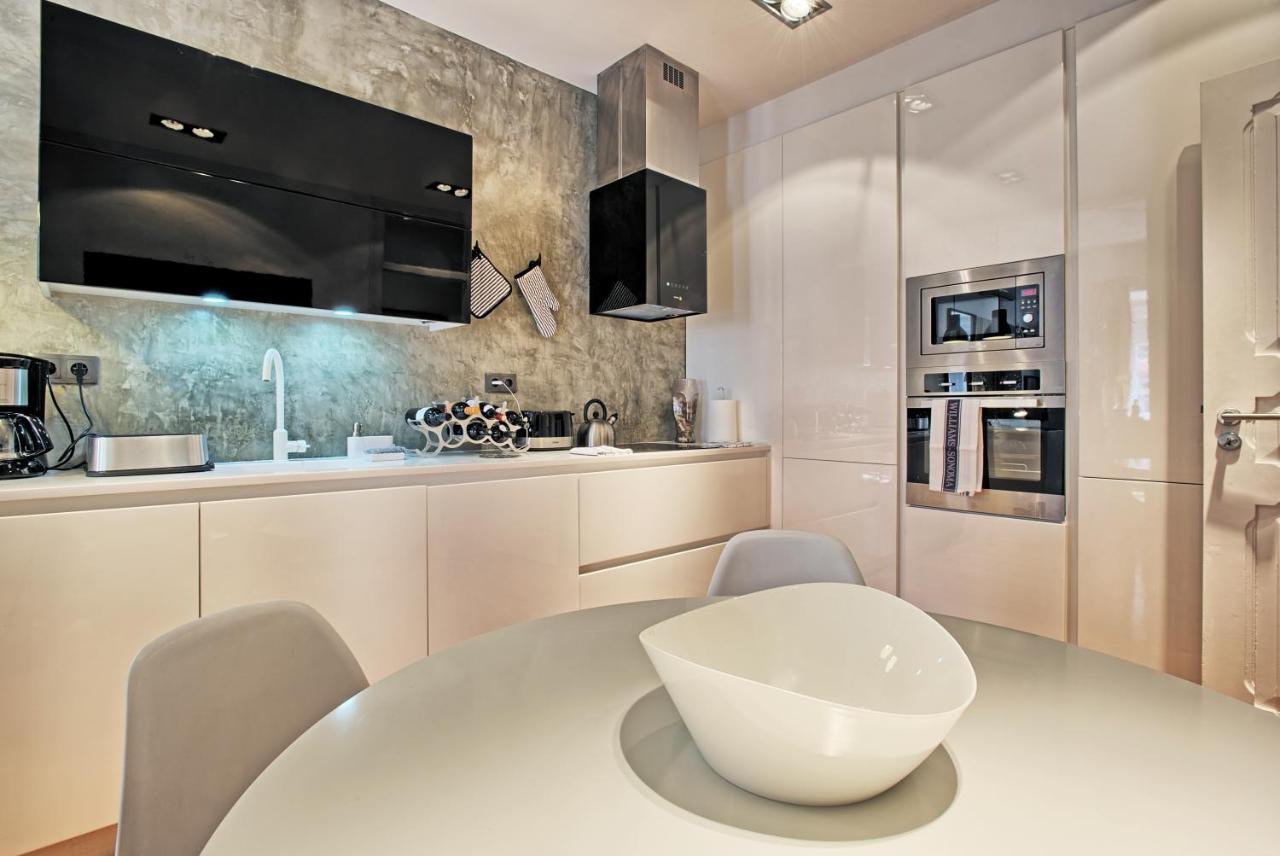 Amoreiras Luxurious By Lisbon Village Apartments Exterior photo